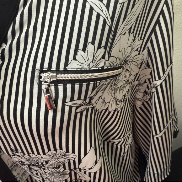 Nygard 1X Black White Striped Floral Blouse Tunic Top Collared 3/4 Sleeve - Picture 2 of 8